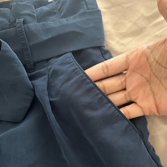 American Eagle Outfitters High-Waisted Shorts - Picture 2 of 8